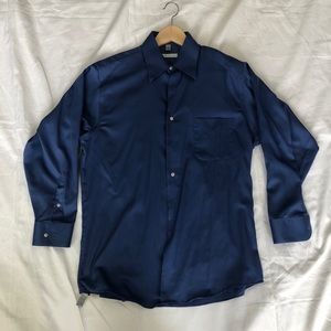 Men’s dress shirt